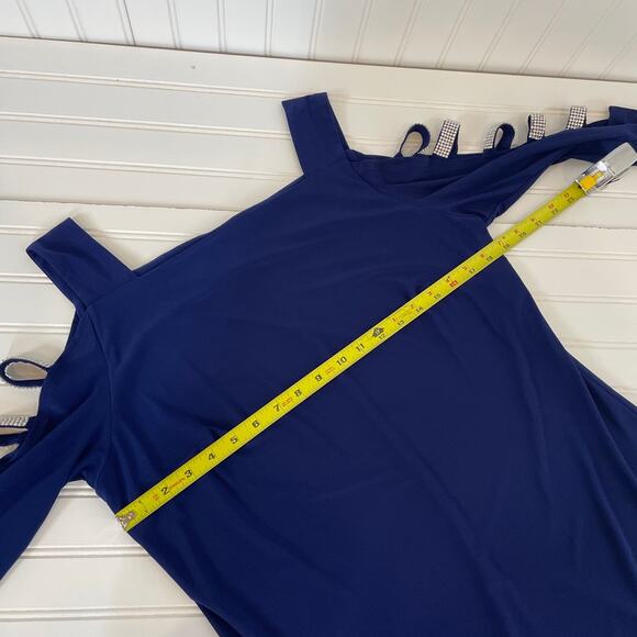 NWT ROZ&ALI Women’s Open Cold Shoulder Embellished Mini Shift Dress Size L - Picture 5 of 7